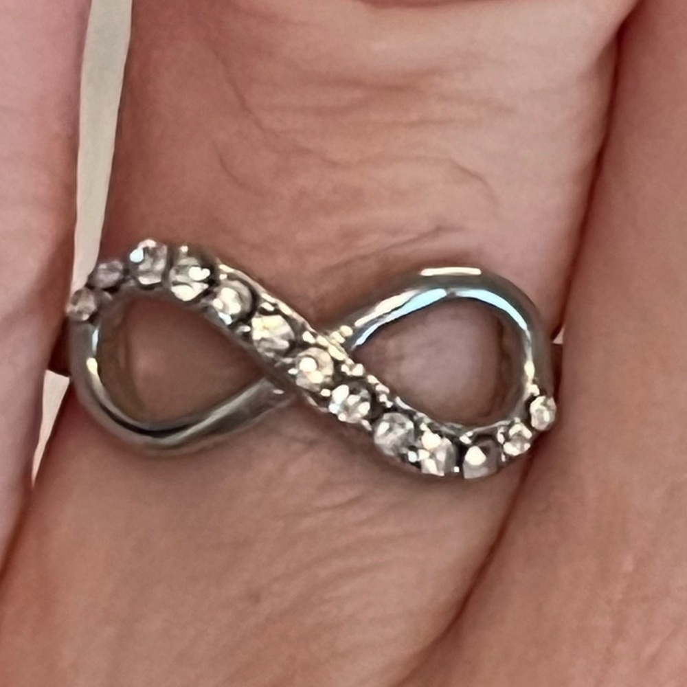Silver Diamond Infinity Ring Size 5